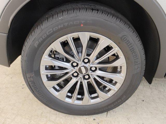 2025 Cadillac XT4 Vehicle Photo in PINEVILLE, NC 28134-8495