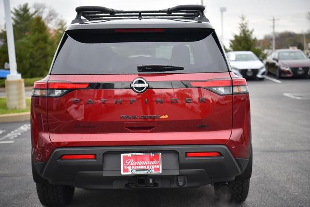 2025 Nissan Pathfinder Vehicle Photo in Ballwin, MO 63011
