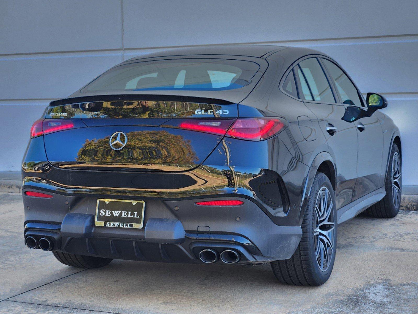 2025 Mercedes-Benz GLC Vehicle Photo in HOUSTON, TX 77079