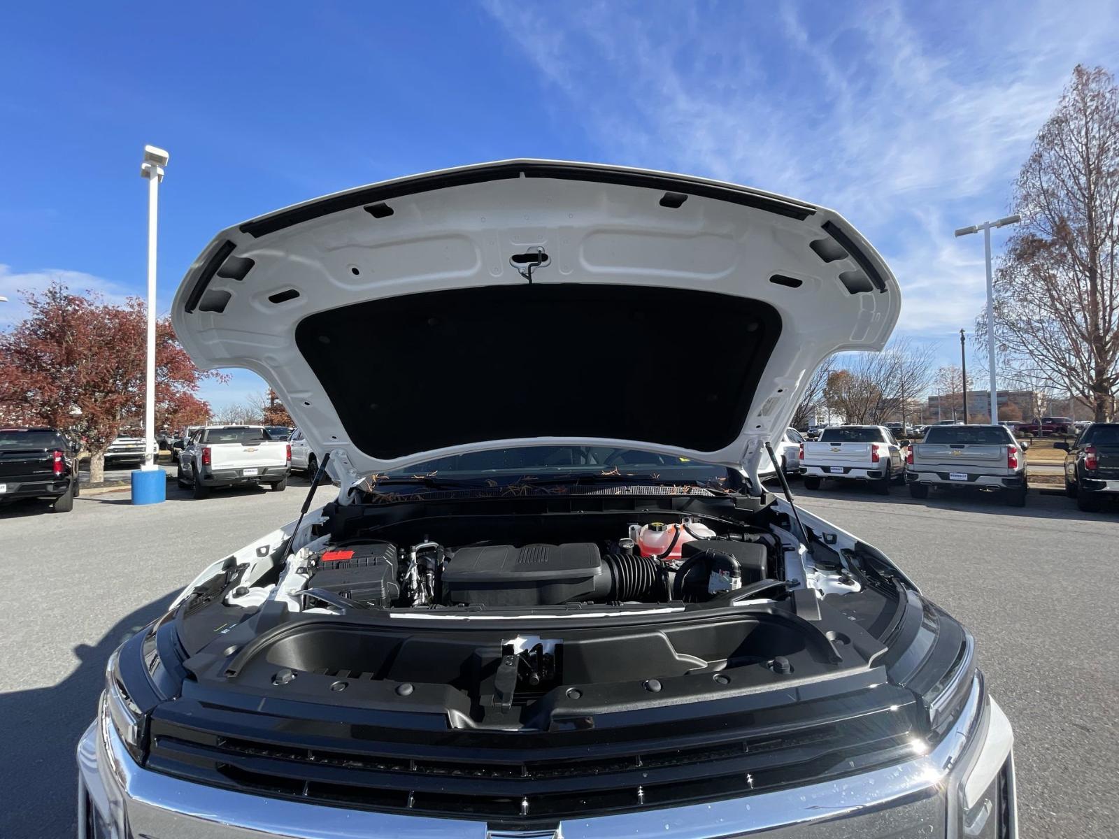 2025 Chevrolet Tahoe Vehicle Photo in BENTONVILLE, AR 72712-4322