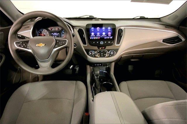 2022 Chevrolet Malibu Vehicle Photo in KANSAS CITY, MO 64114-4502