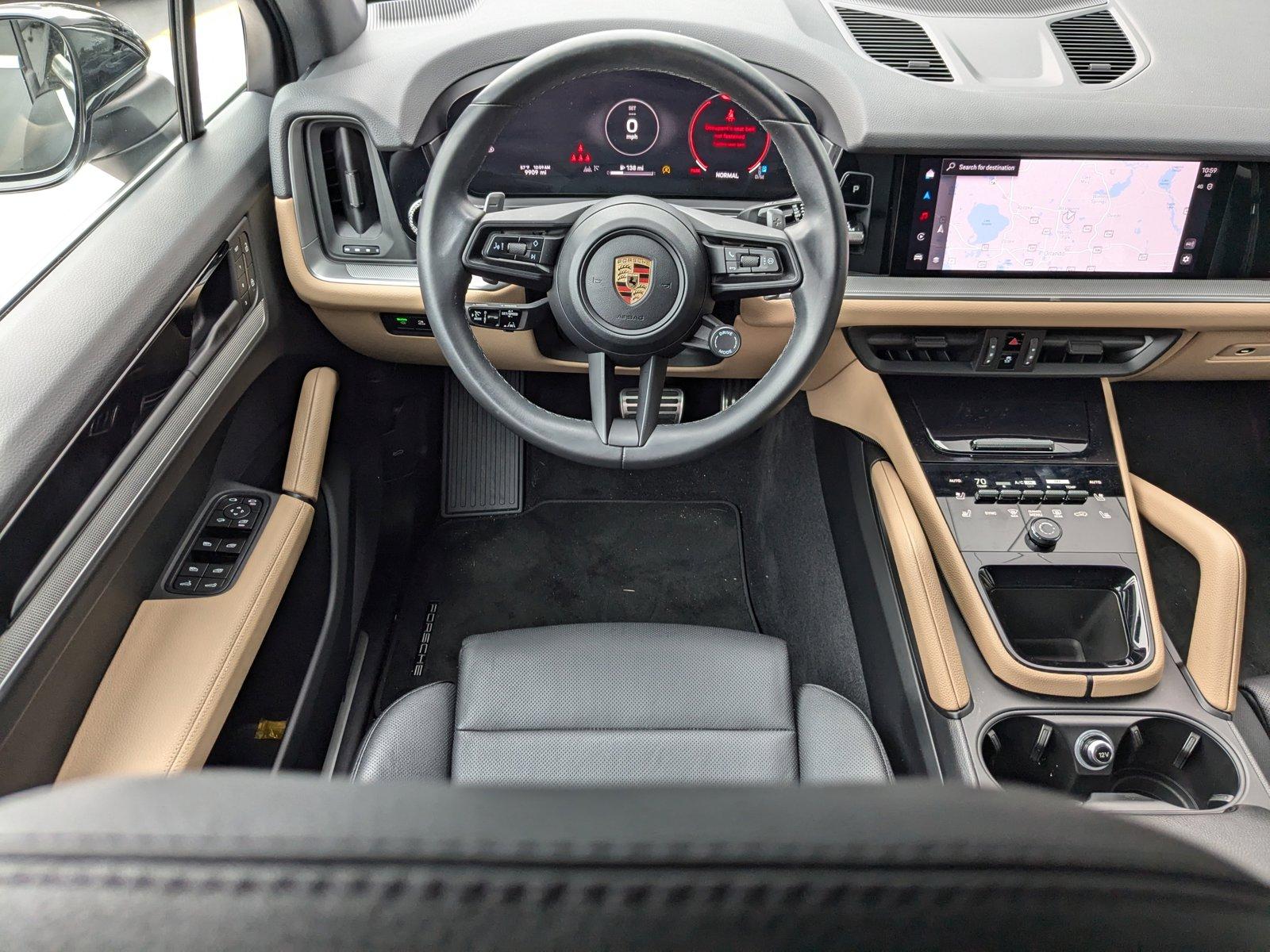 2024 Porsche Cayenne Vehicle Photo in Maitland, FL 32751