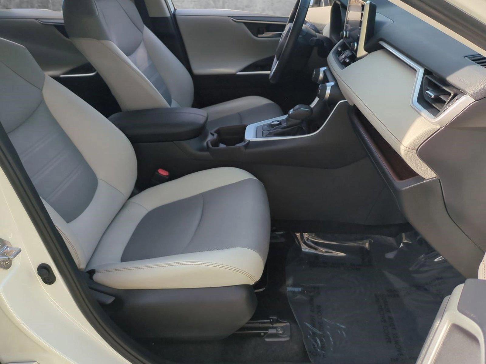 2020 Toyota RAV4 Vehicle Photo in West Palm Beach, FL 33417