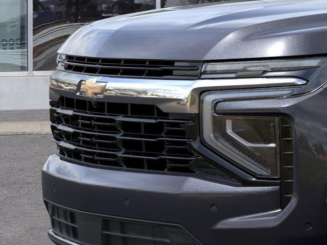 2025 Chevrolet Suburban Vehicle Photo in MIDLAND, TX 79703-7718