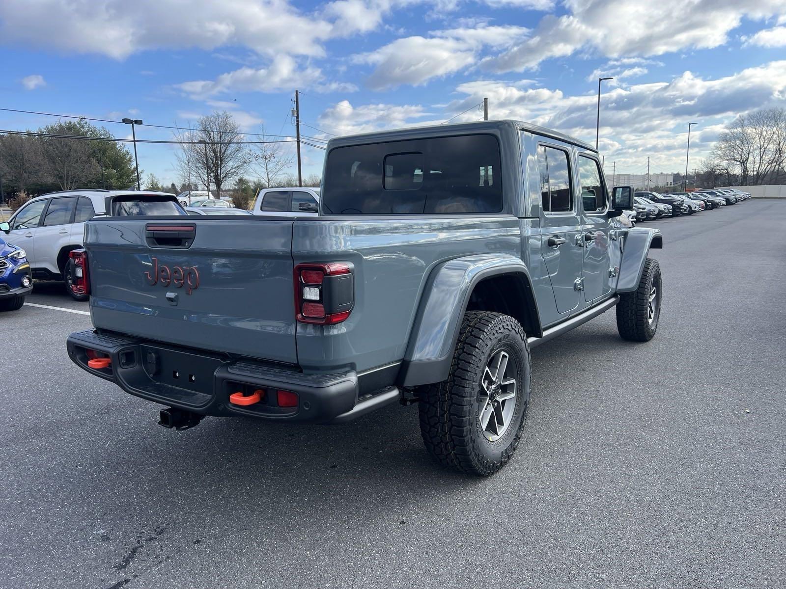2025 Jeep Gladiator Vehicle Photo in Mechanicsburg, PA 17050-1707