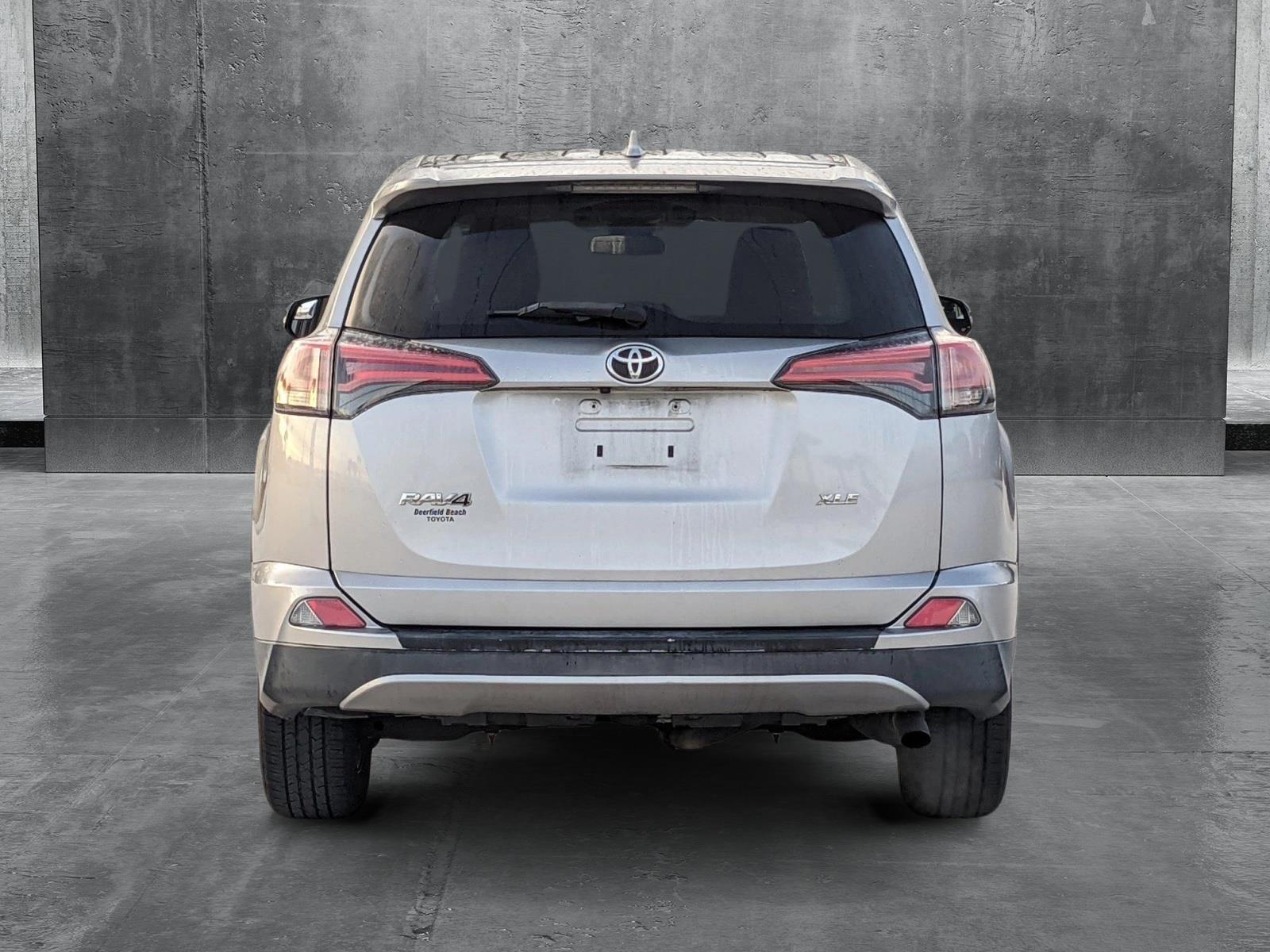 2018 Toyota RAV4 Vehicle Photo in Davie, FL 33331