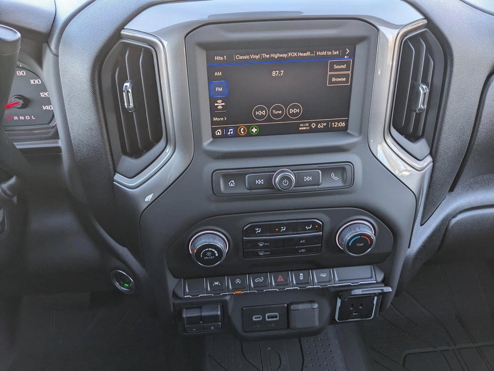 2025 Chevrolet Silverado 1500 Vehicle Photo in HOUSTON, TX 77034-5009