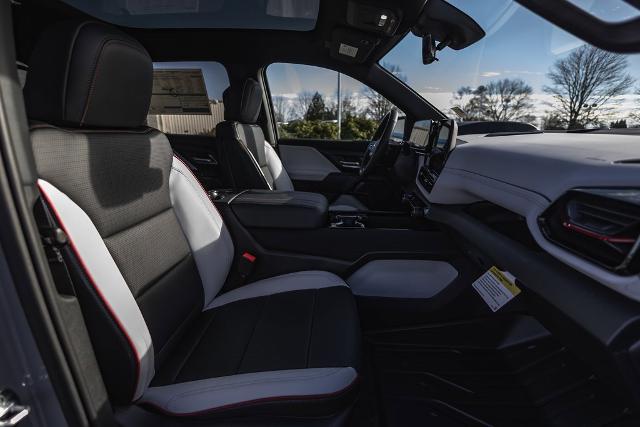 2025 Chevrolet Silverado EV Vehicle Photo in NEWBERG, OR 97132-1927