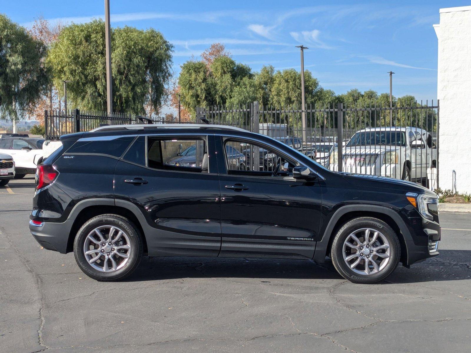 2022 GMC Terrain Vehicle Photo in VALENCIA, CA 91355-1705