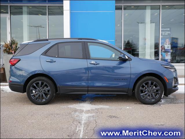 2024 Chevrolet Equinox Vehicle Photo in MAPLEWOOD, MN 55119-4794