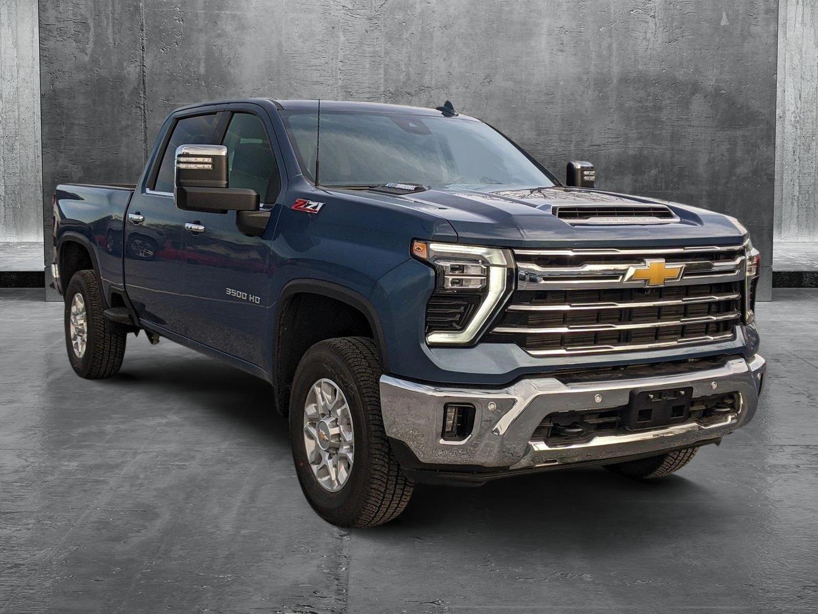 2025 Chevrolet Silverado 3500 HD Vehicle Photo in TIMONIUM, MD 21093-2300