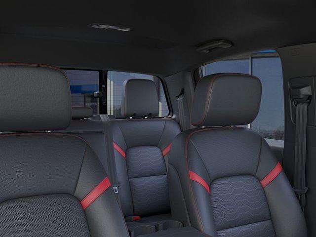 2025 Chevrolet Colorado Vehicle Photo in DANBURY, CT 06810-5034
