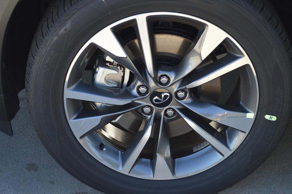2025 INFINITI QX60 Vehicle Photo in Houston, TX 77090