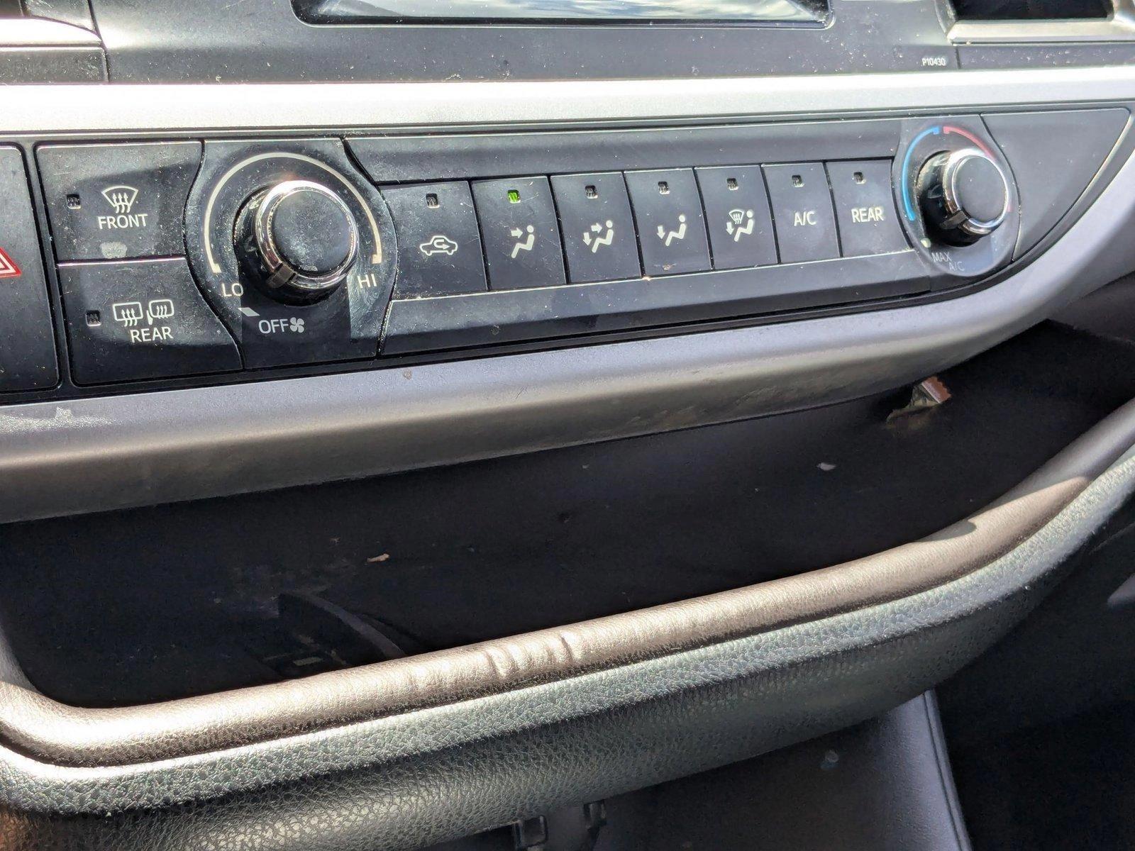 2014 Toyota Highlander Vehicle Photo in Tampa, FL 33614