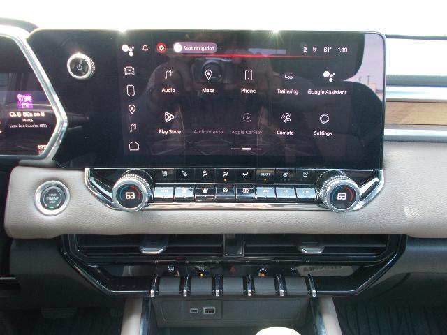 2023 GMC Canyon Vehicle Photo in LOWELL, MA 01852-4336