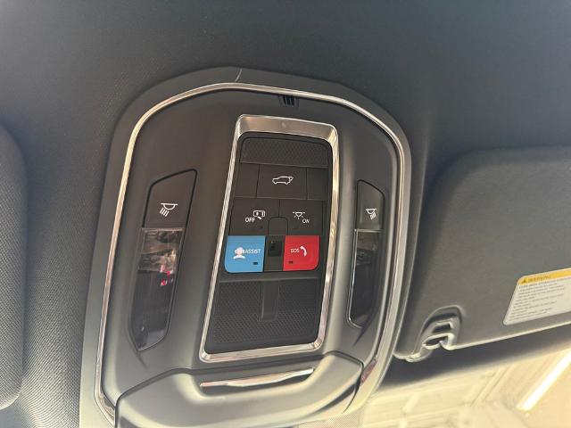 2023 Jeep Wagoneer L Vehicle Photo in Savannah, GA 31419