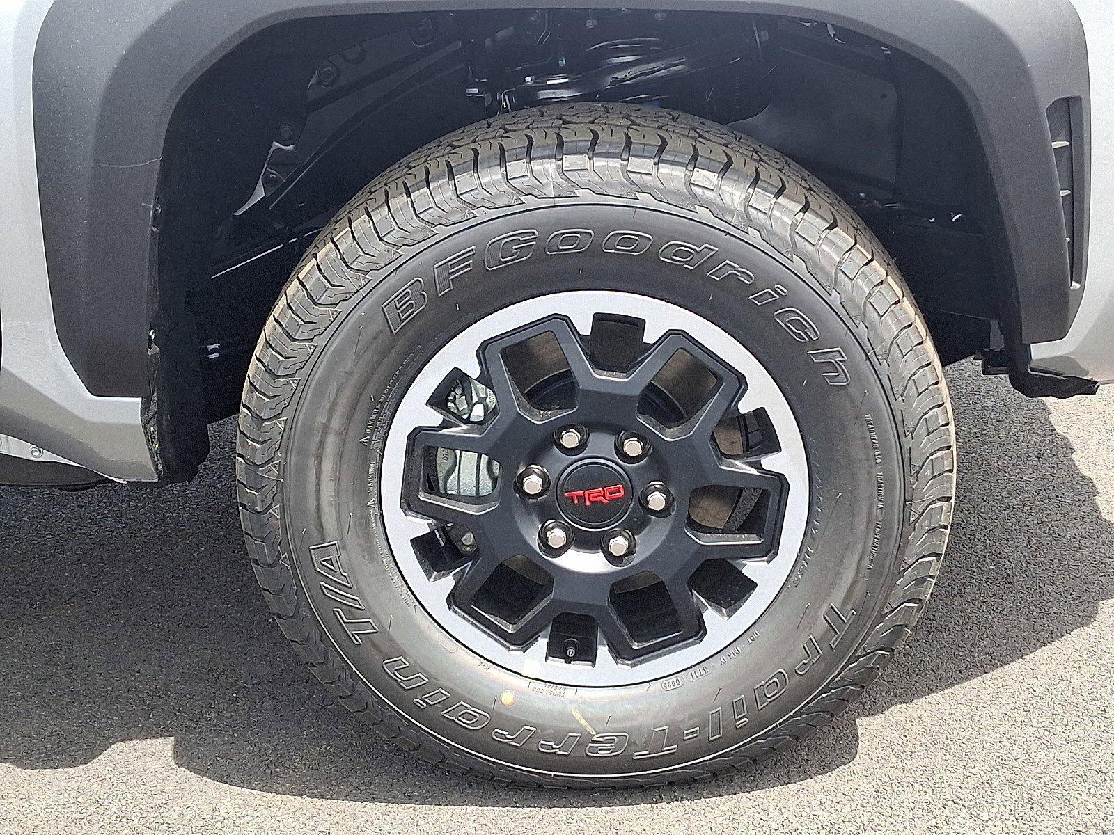 2025 Toyota Tacoma 4WD Vehicle Photo in Harrisburg, PA 17111