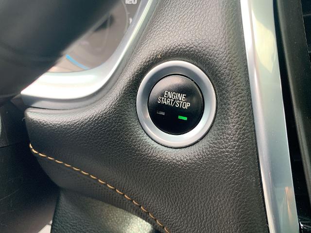 2019 Chevrolet Traverse Vehicle Photo in MOON TOWNSHIP, PA 15108-2571
