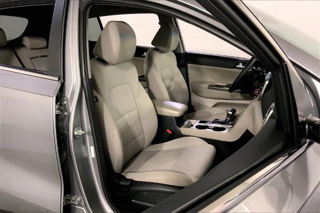 2021 Kia Sportage Vehicle Photo in Lees Summit, MO 64086
