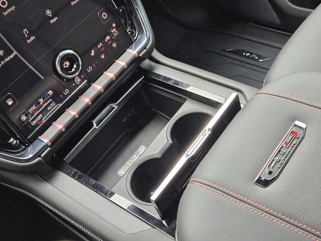2025 GMC Yukon Vehicle Photo in DALLAS, TX 75209-3016