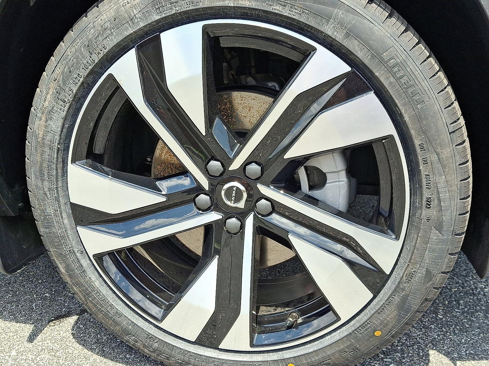 2025 Volvo XC40 Vehicle Photo in Lancaster, PA 17601