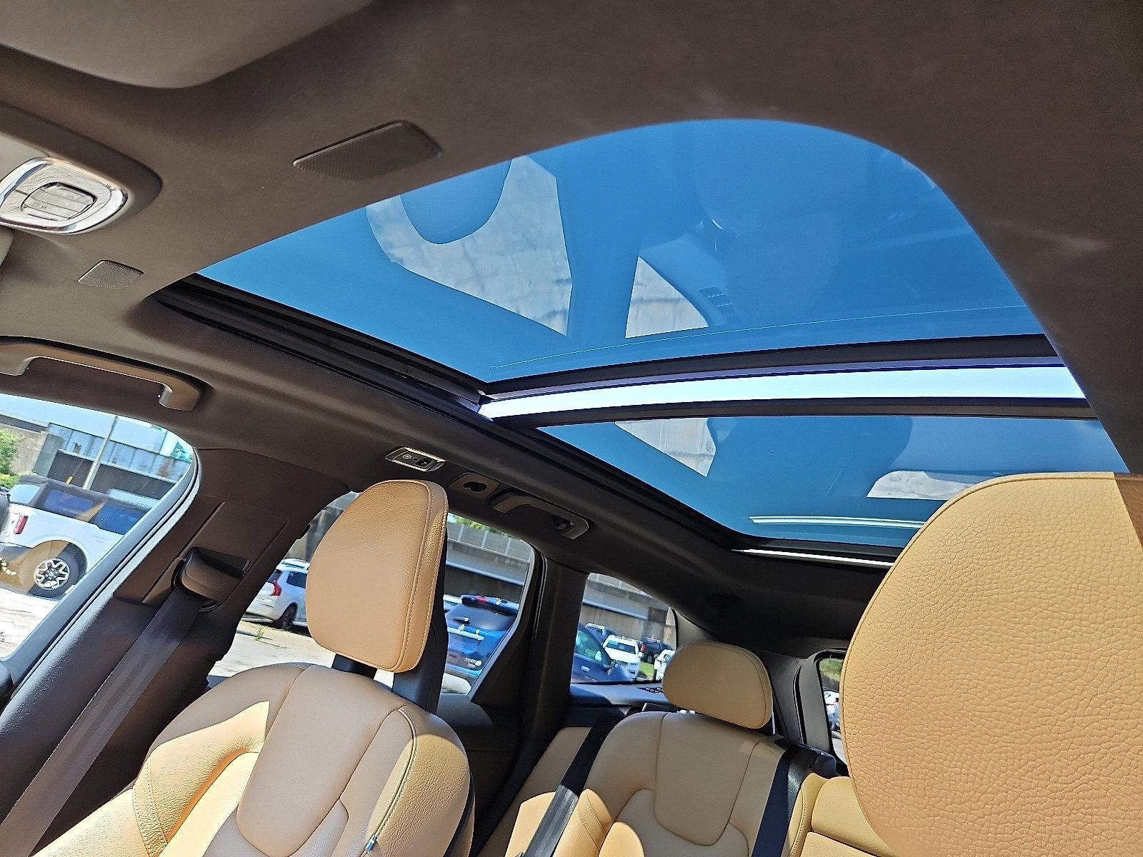 2018 Volvo XC60 Vehicle Photo in Trevose, PA 19053