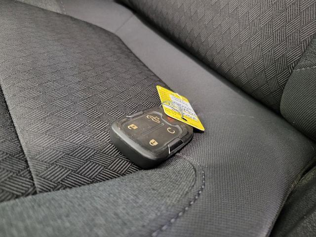 2021 Chevrolet Silverado 1500 Vehicle Photo in APPLETON, WI 54914-4656
