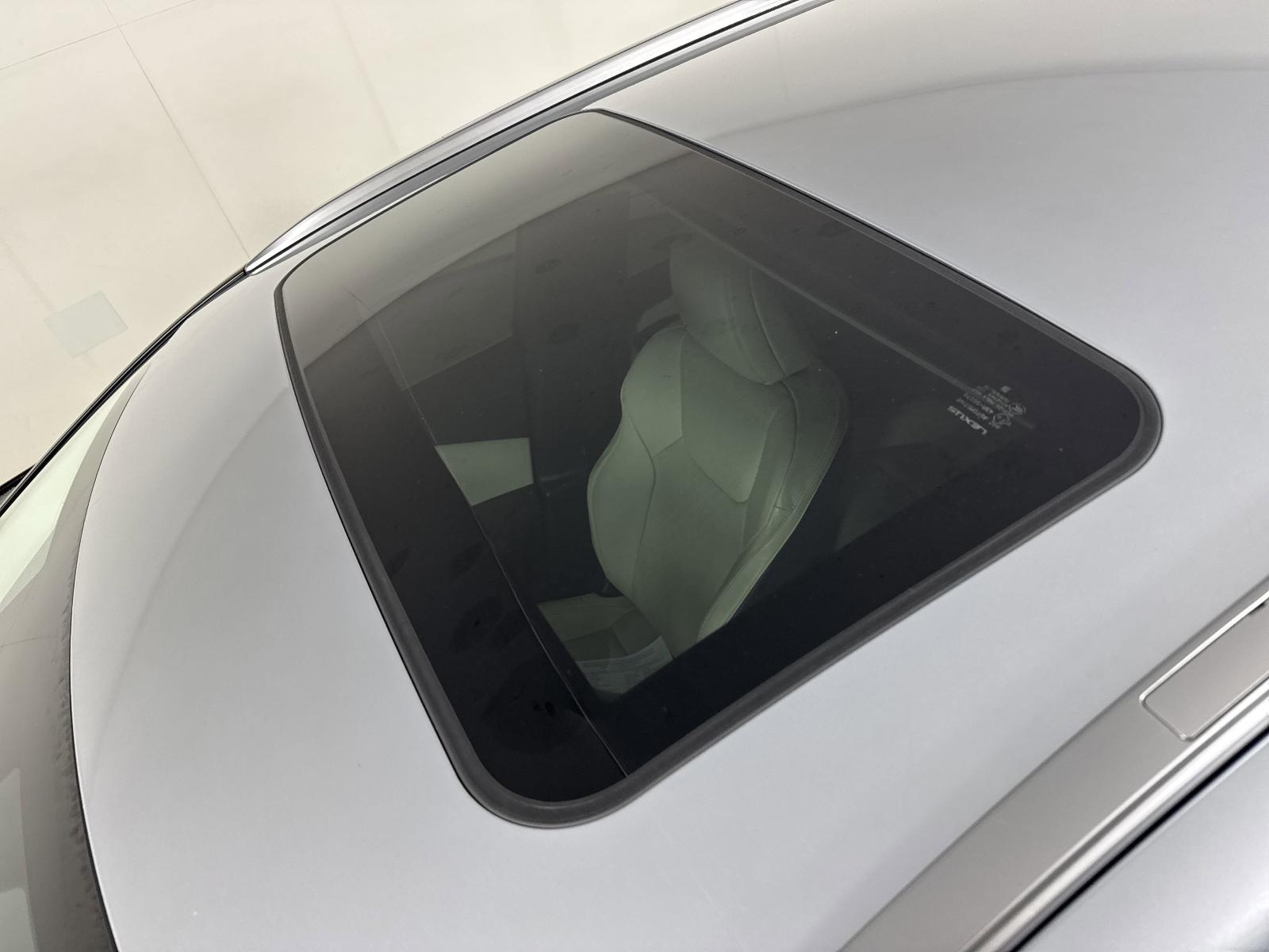 2023 Lexus RX Vehicle Photo in GEORGETOWN, TX 78626-7508