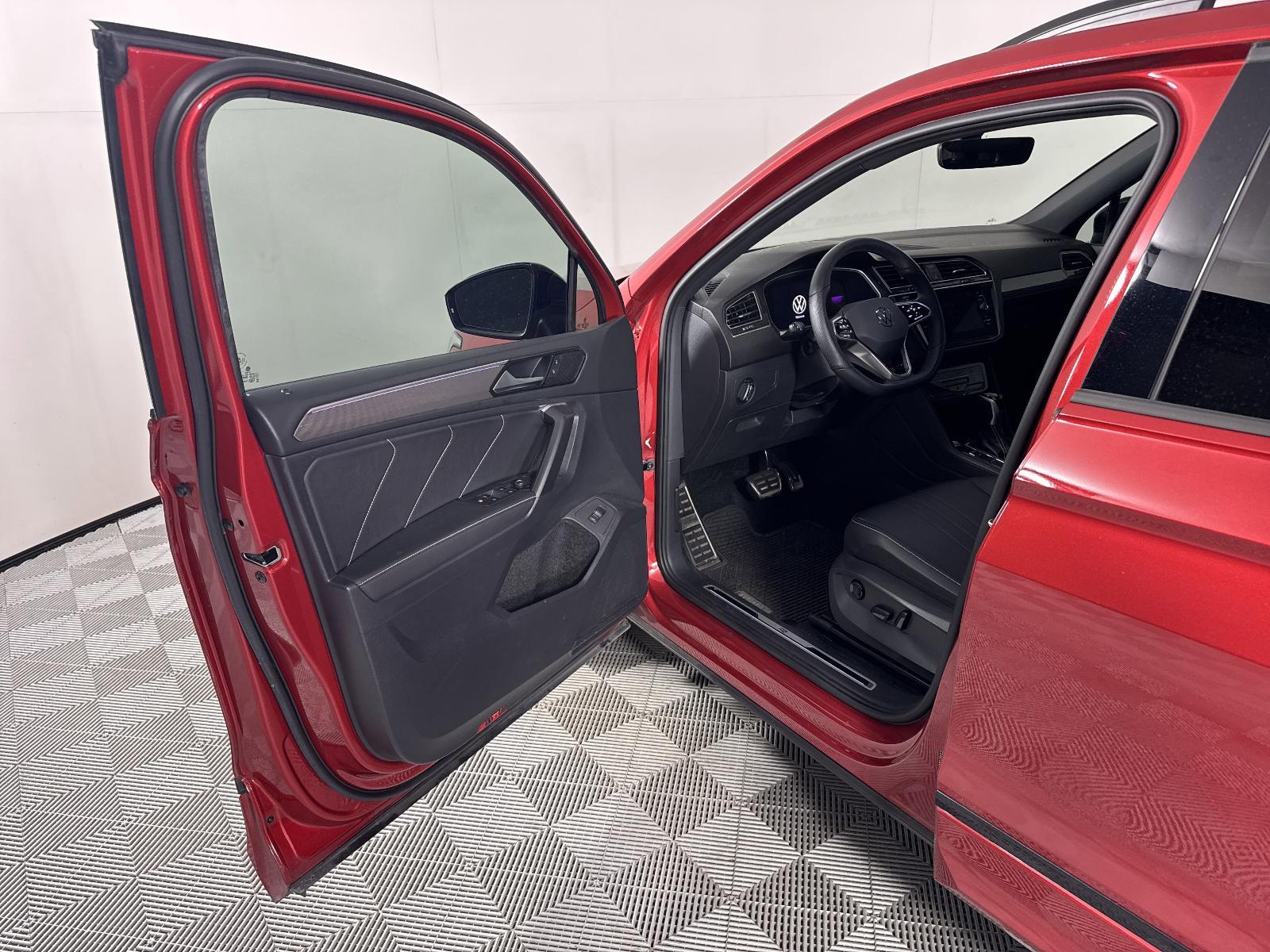 2024 Volkswagen Tiguan Vehicle Photo in Georgetown, TX 78626