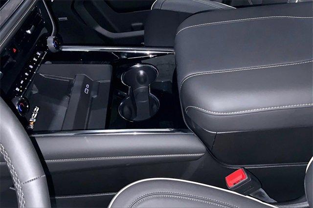 2025 Chevrolet Tahoe Vehicle Photo in KANSAS CITY, MO 64114-4502