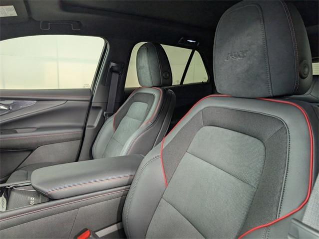 2024 Chevrolet Blazer EV Vehicle Photo in ENGLEWOOD, CO 80113-6708