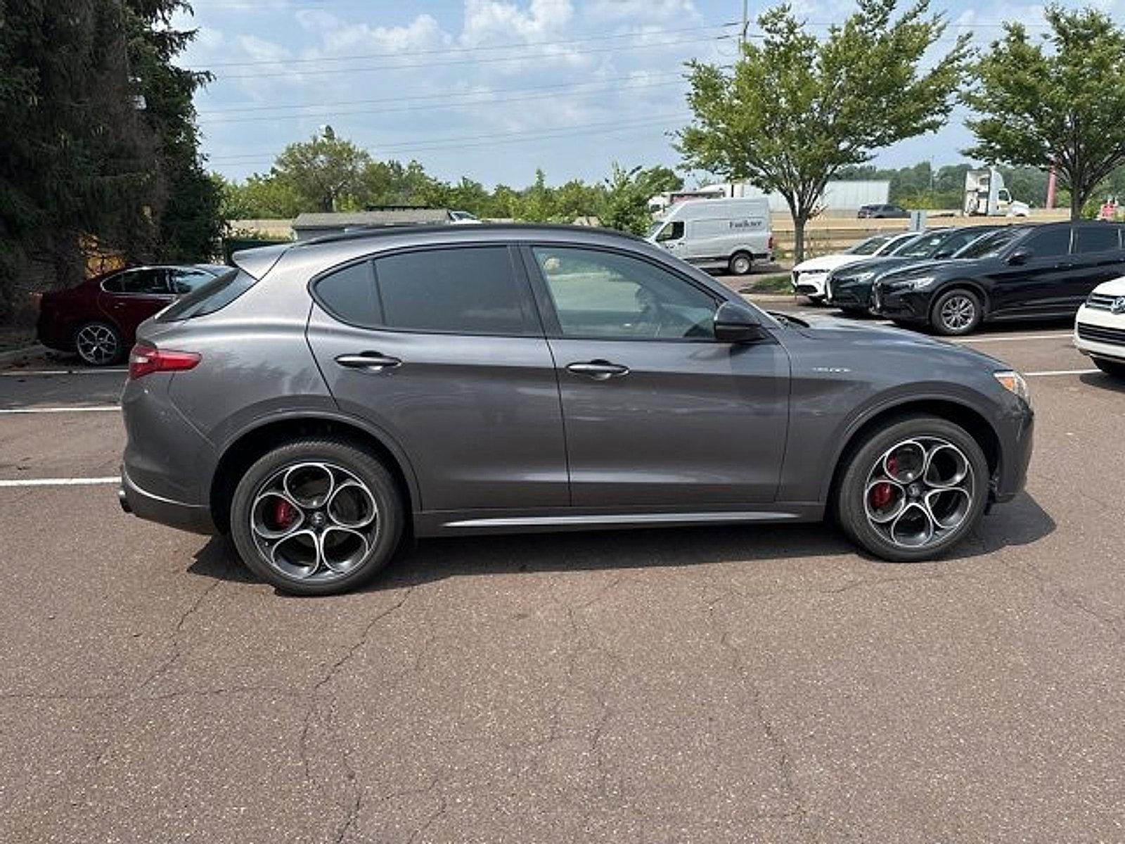 2022 Alfa Romeo Stelvio Vehicle Photo in Willow Grove, PA 19090