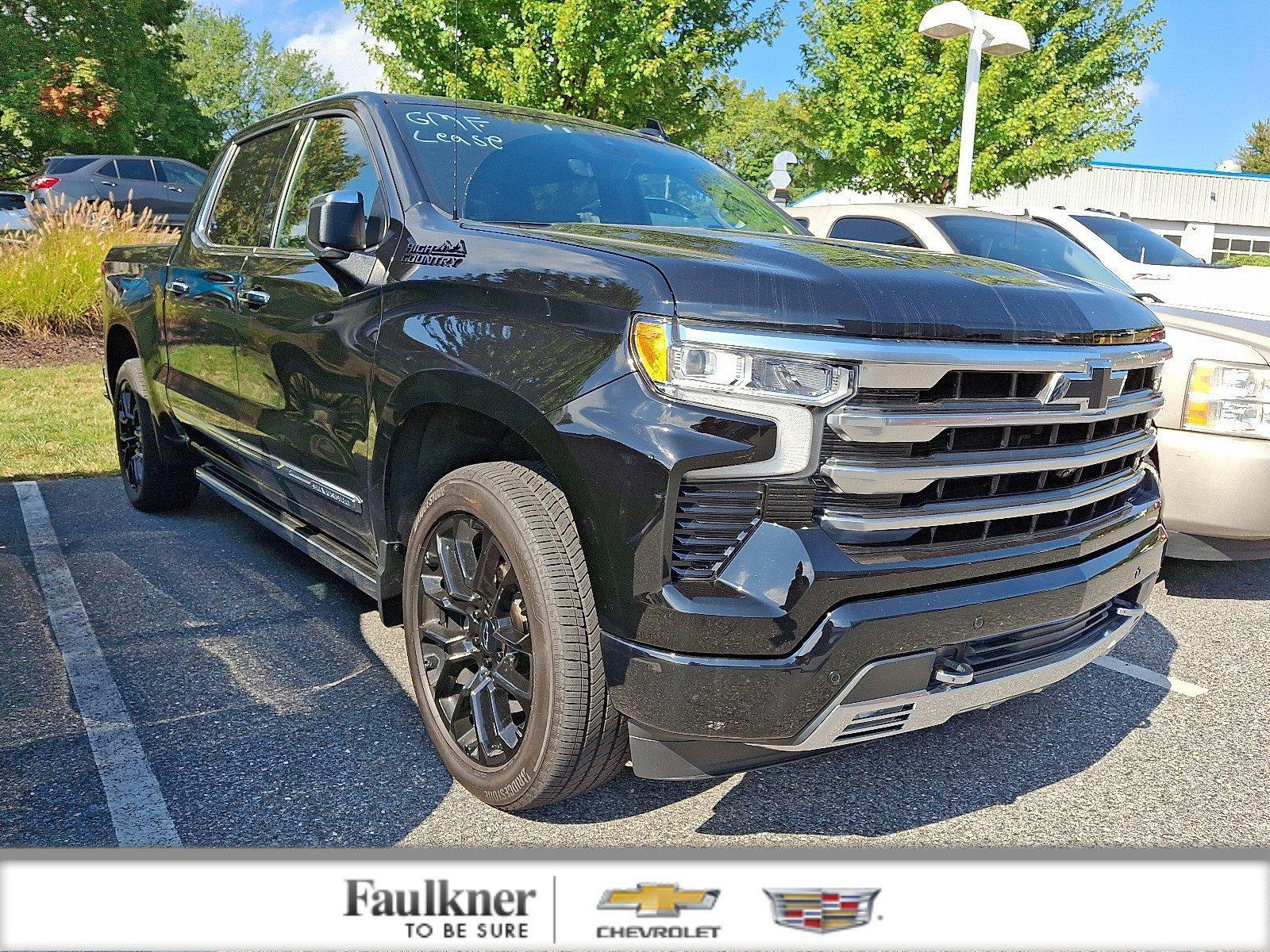 2023 Chevrolet Silverado 1500 Vehicle Photo in BETHLEHEM, PA 18017-9401