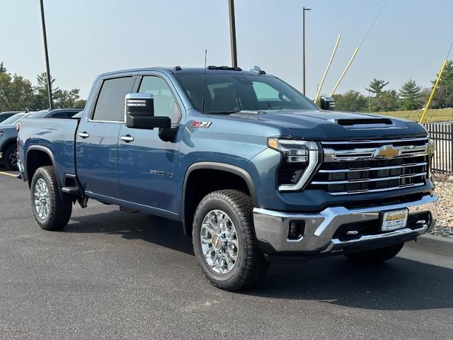 2024 Chevrolet Silverado 3500 HD Vehicle Photo in COLUMBIA, MO 65203-3903