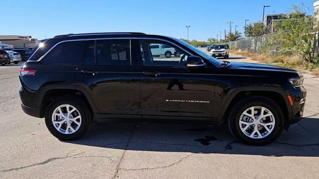 2023 Jeep Grand Cherokee Vehicle Photo in San Angelo, TX 76901