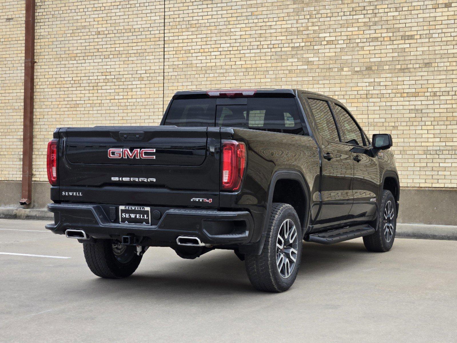 2025 GMC Sierra 1500 Vehicle Photo in DALLAS, TX 75209-3016