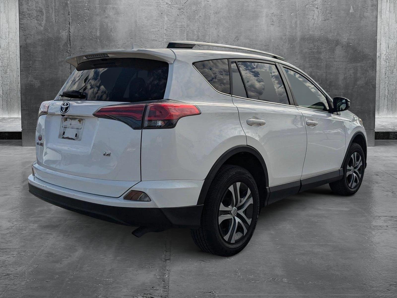 2018 Toyota RAV4 Vehicle Photo in Winter Park, FL 32792