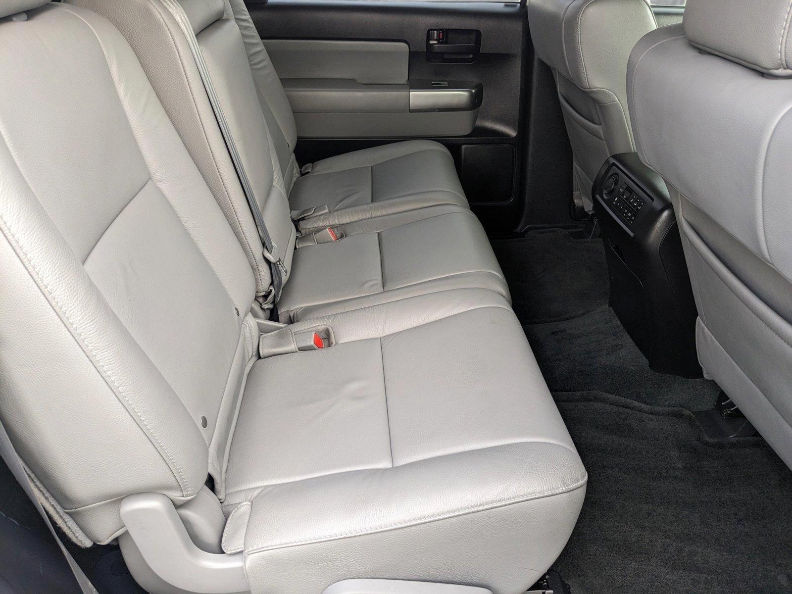 2018 Toyota Sequoia Vehicle Photo in Tampa, FL 33614