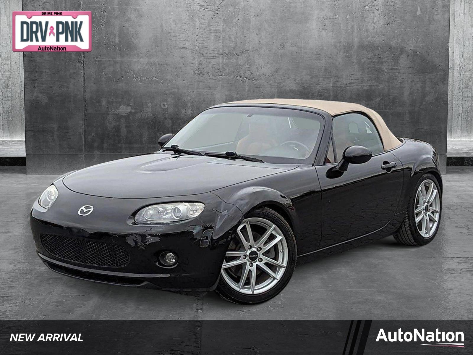 2008 Mazda MX-5 Miata Vehicle Photo in Spokane Valley, WA 99212