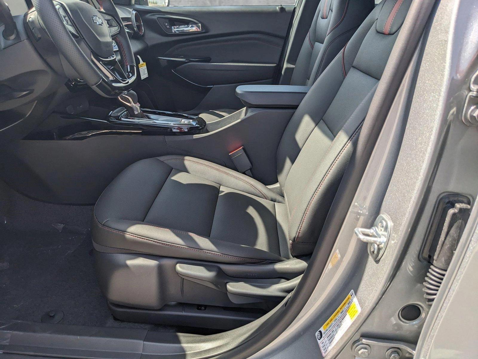 2025 Chevrolet Trax Vehicle Photo in MIAMI, FL 33172-3015