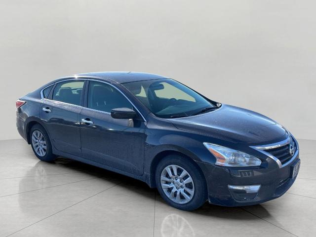 2015 Nissan Altima Vehicle Photo in Appleton, WI 54913