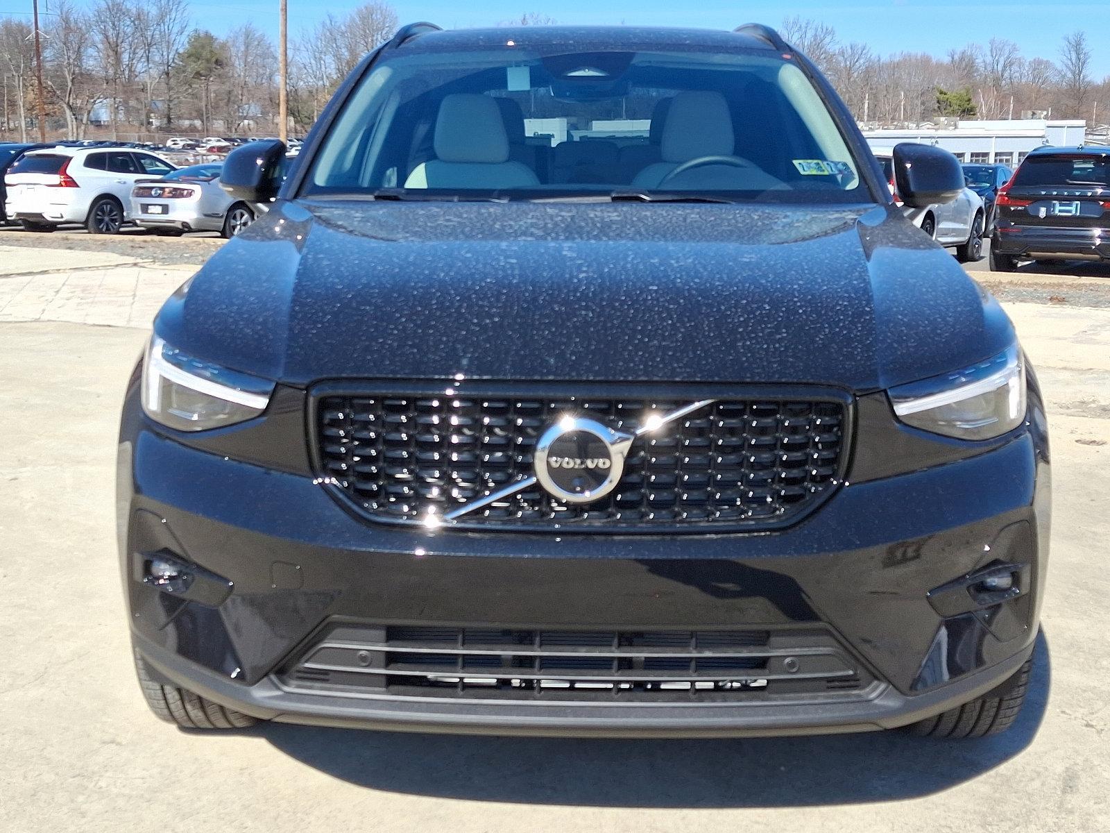 2025 Volvo XC40 Vehicle Photo in Trevose, PA 19053