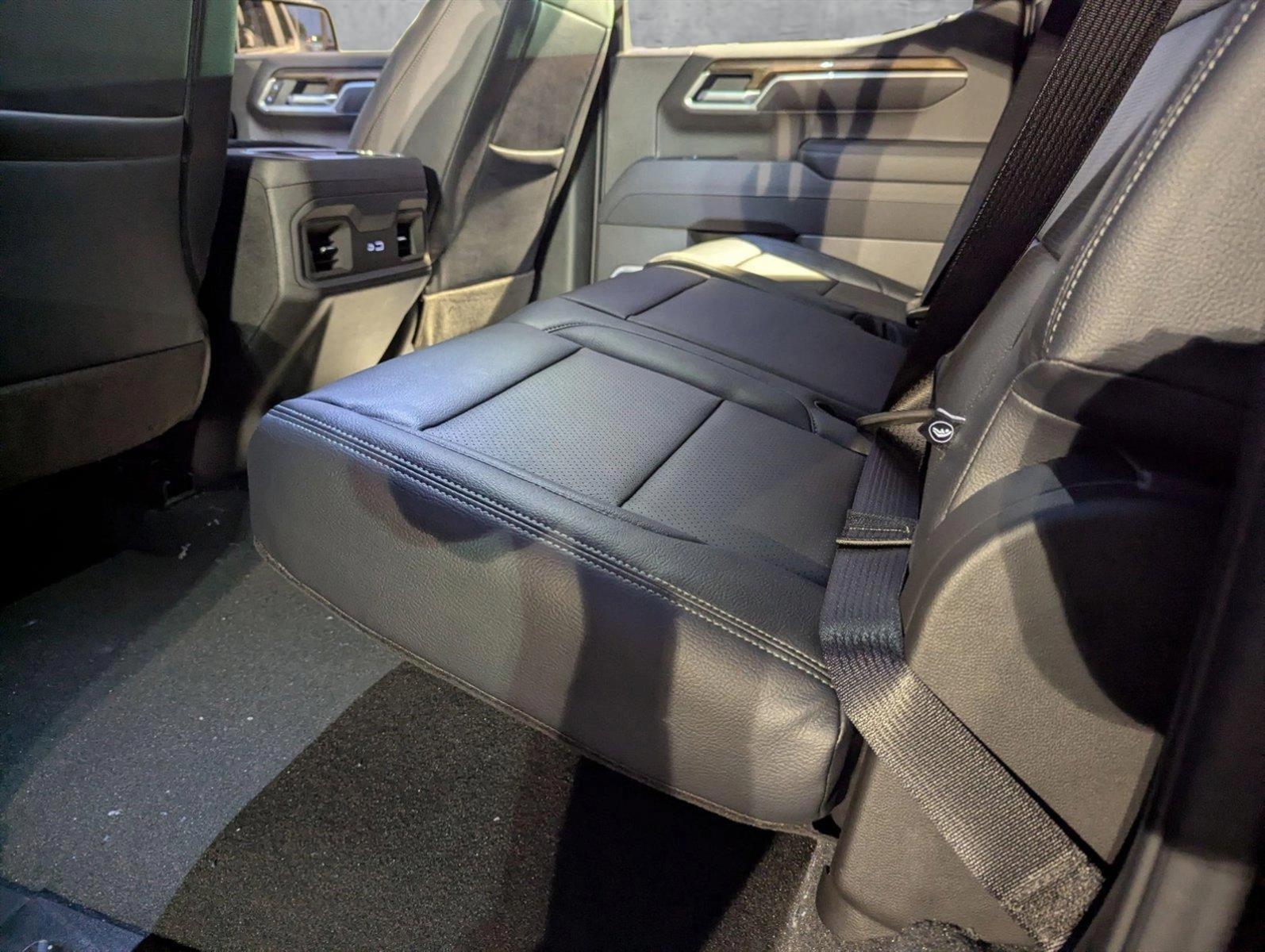 2025 Chevrolet Silverado 1500 Vehicle Photo in MIAMI, FL 33134-2699