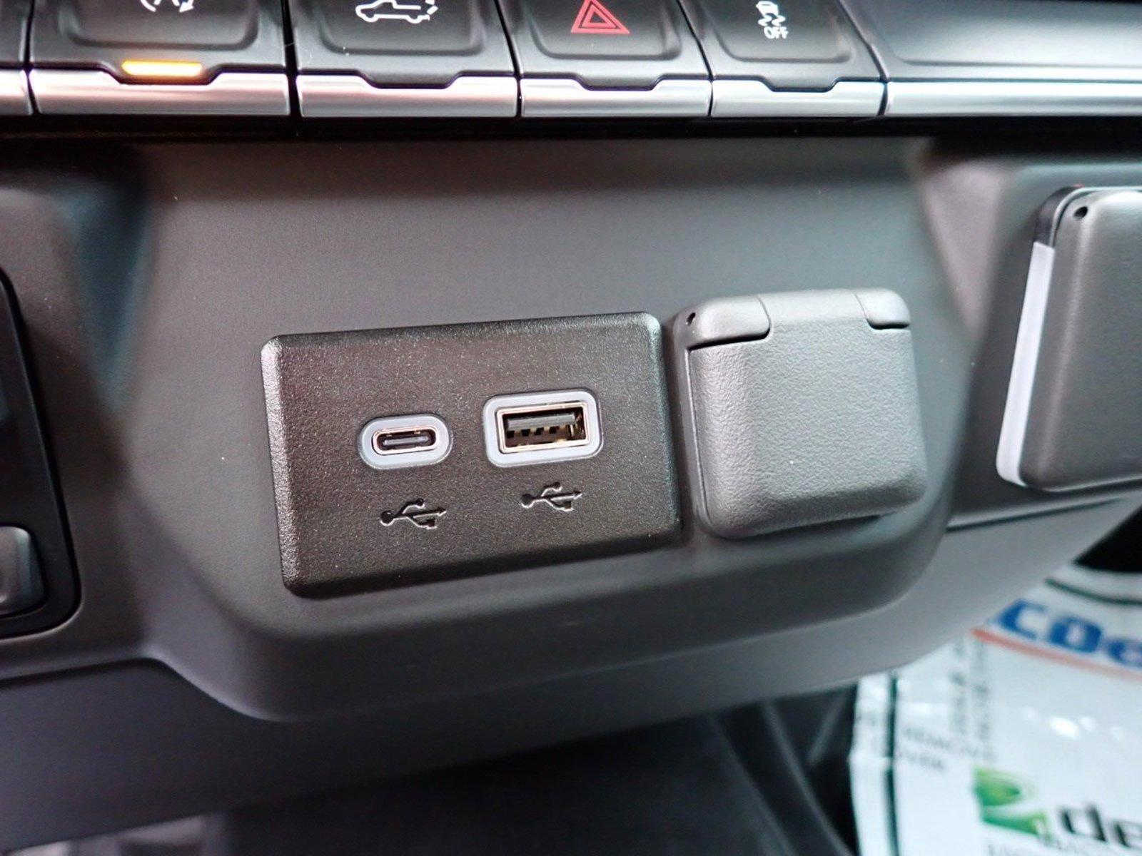 2025 Chevrolet Silverado 1500 Vehicle Photo in DENVER, CO 80221-3610
