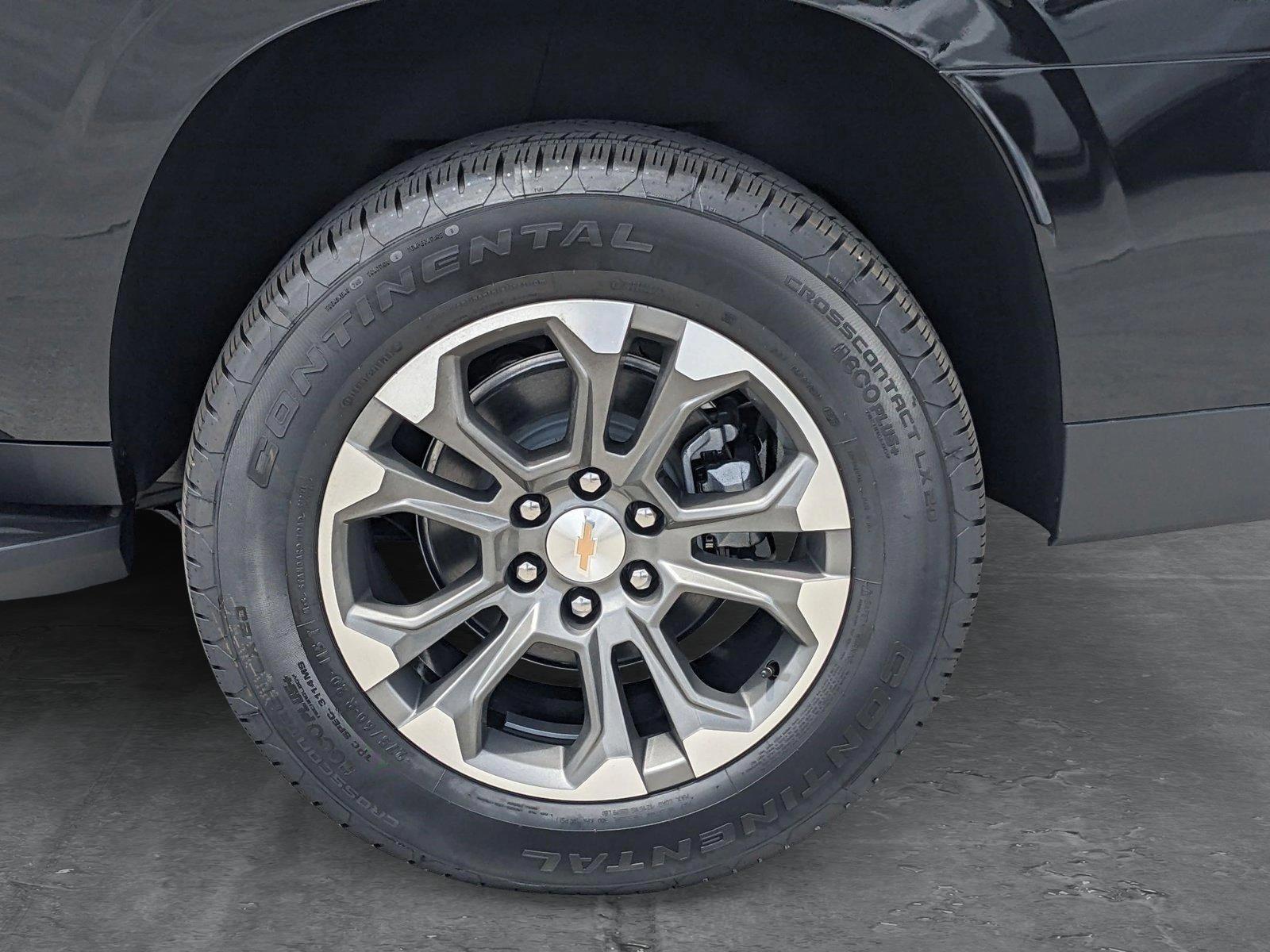 2025 Chevrolet Suburban Vehicle Photo in MIAMI, FL 33172-3015