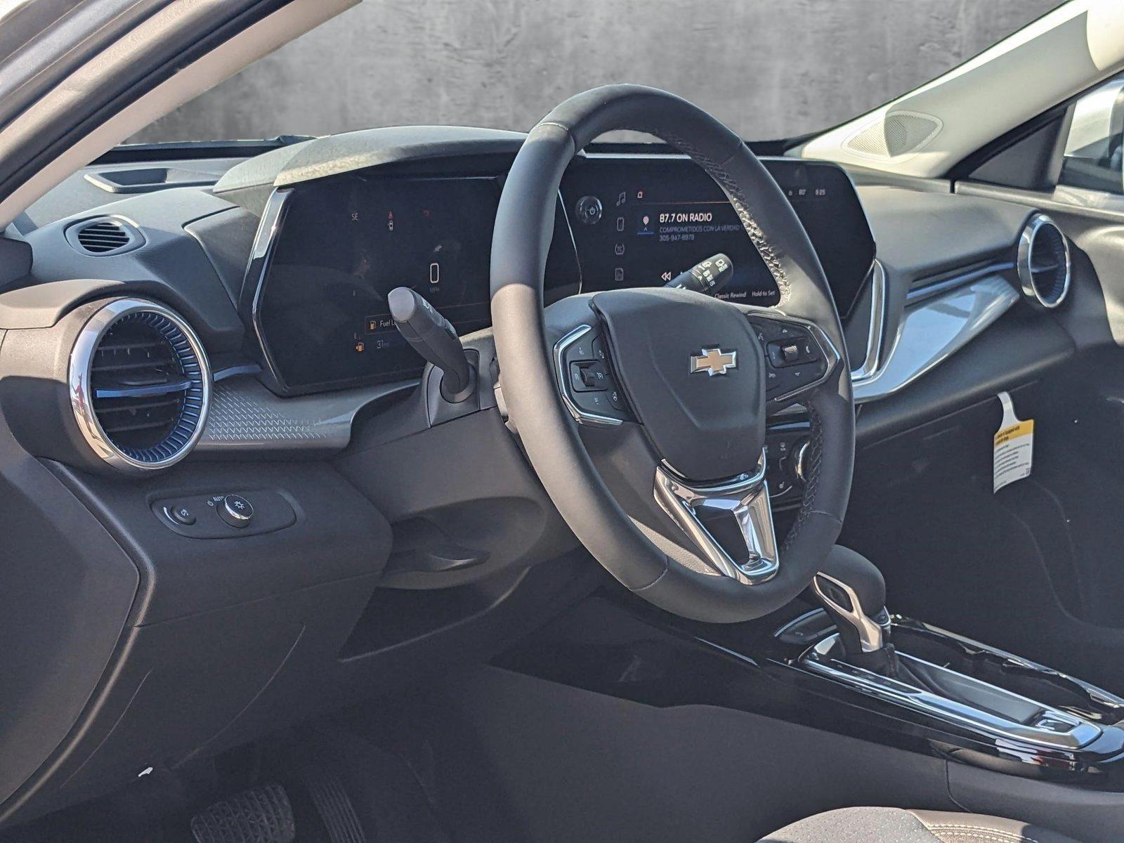 2025 Chevrolet Trax Vehicle Photo in MIAMI, FL 33172-3015