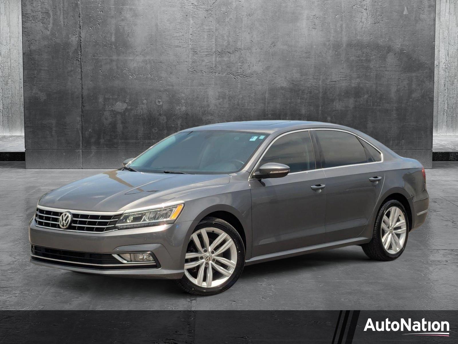2018 Volkswagen Passat Vehicle Photo in St. Petersburg, FL 33713