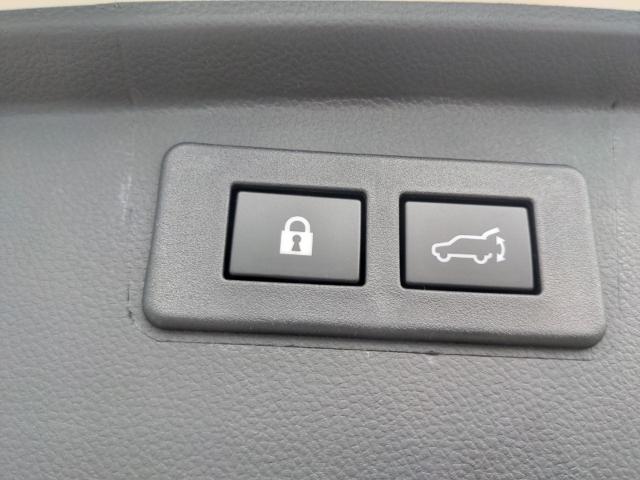 2025 Subaru Outback Vehicle Photo in Green Bay, WI 54304