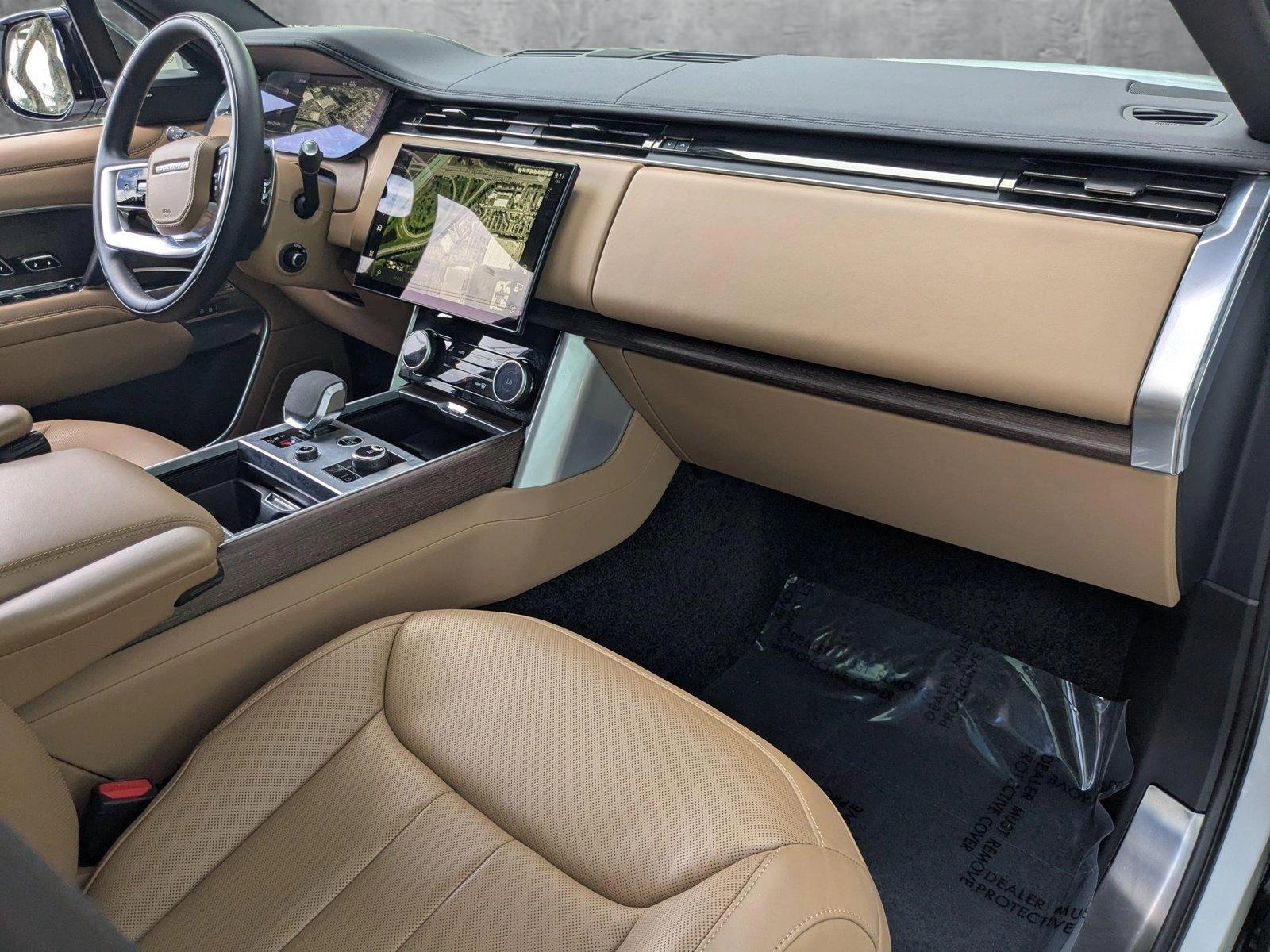 2023 Land Rover Range Rover Vehicle Photo in Pompano Beach, FL 33064