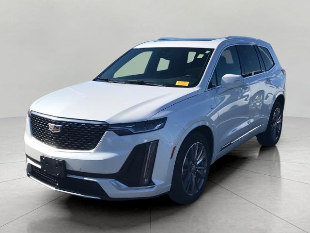 2022 Cadillac XT6 Vehicle Photo in GREEN BAY, WI 54303-3330